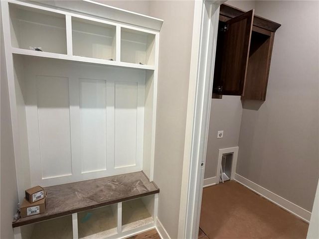 1153 SW Whitby Drive, Lee's Summit, MO 64083