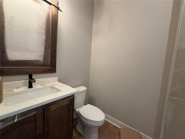 1153 SW Whitby Drive, Lee's Summit, MO 64083