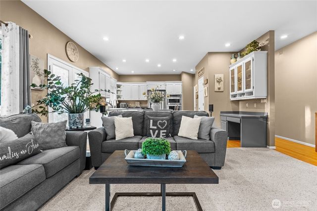 13106 Bracken Fern Drive NW, Gig Harbor, WA 98332