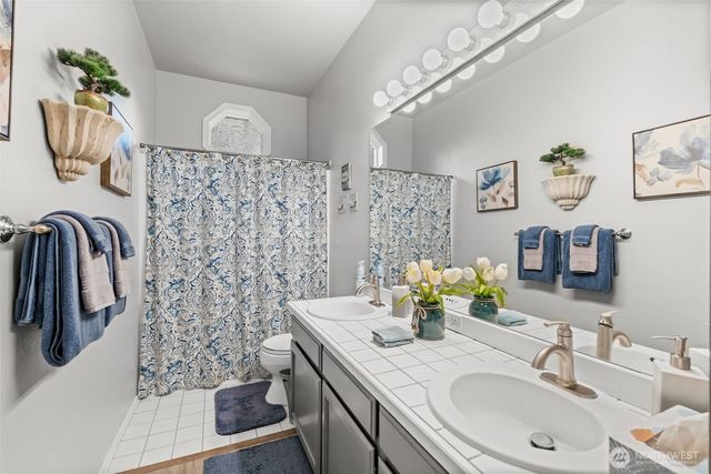 13106 Bracken Fern Drive NW, Gig Harbor, WA 98332