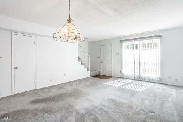 5518 Greenview Drive, Indianapolis, IN 46220