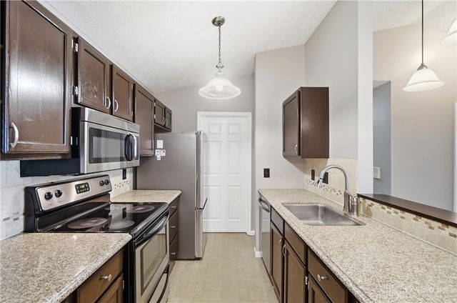 610 Carrington Place 10-312, Loveland, OH 45140