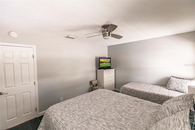 6053 E PEPPERTREE WAY 118, Sarasota, FL 34242