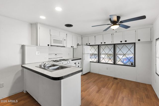 10540 E APACHE Trail 127, Apache Junction, AZ 85120