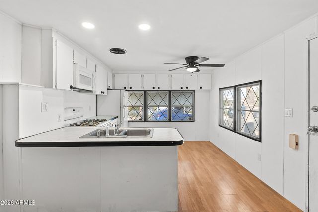 10540 E APACHE Trail 127, Apache Junction, AZ 85120