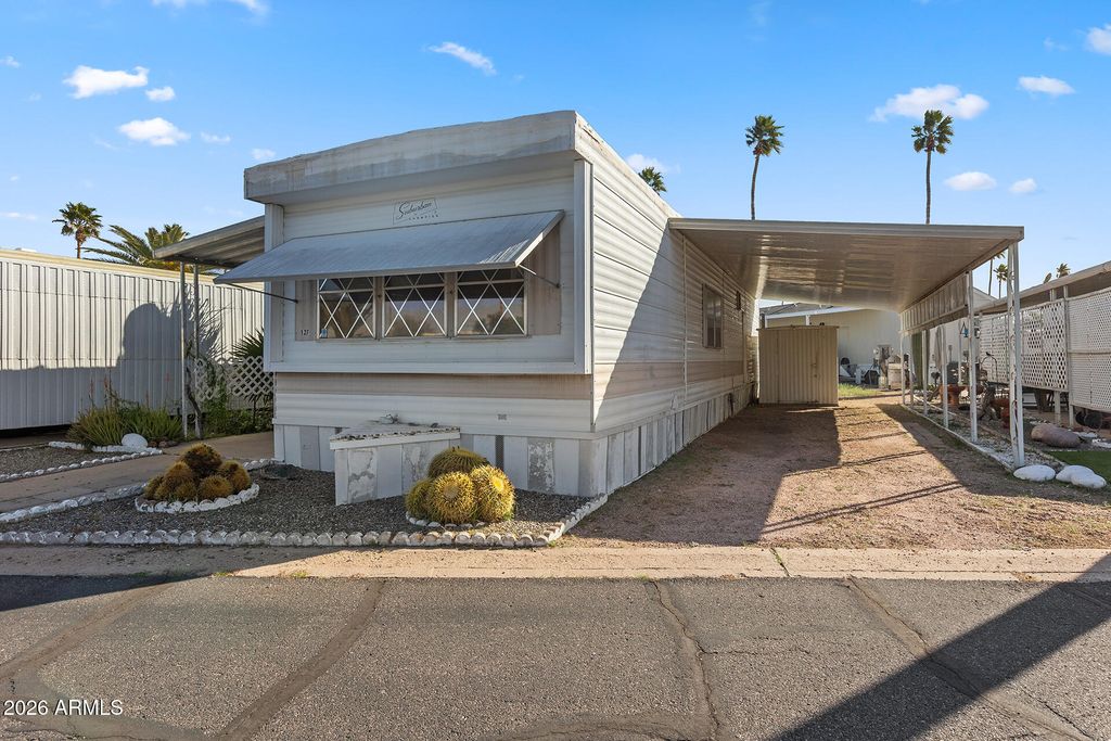 Image 6 of property listing at 10540 E APACHE Trail 127, Apache Junction, AZ 85120