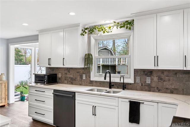 3596 Terri Trail, Hamburg, NY 14219