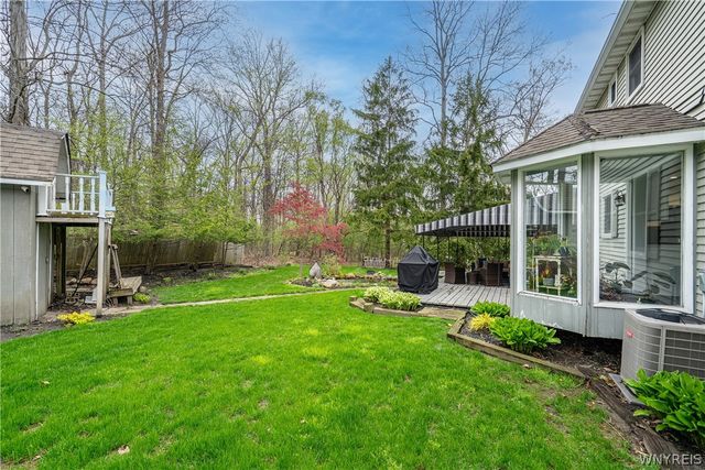 3596 Terri Trail, Hamburg, NY 14219