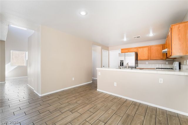 7429 Granada Willows Street, Las Vegas, NV 89139