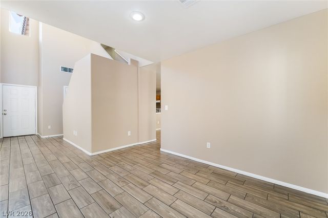 7429 Granada Willows Street, Las Vegas, NV 89139