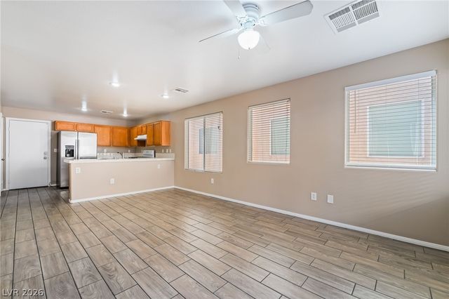7429 Granada Willows Street, Las Vegas, NV 89139