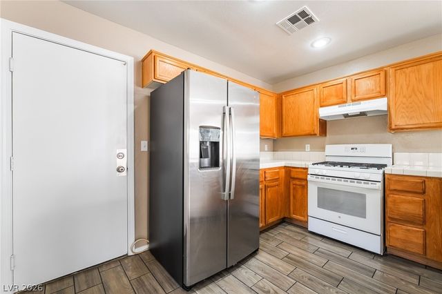 7429 Granada Willows Street, Las Vegas, NV 89139