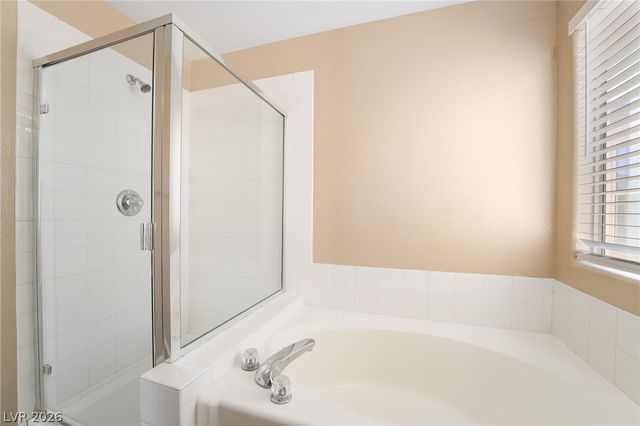 7429 Granada Willows Street, Las Vegas, NV 89139