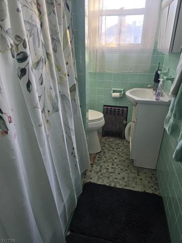 723 Bloomfield Ave, Nutley Twp., NJ 07110