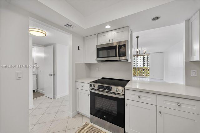 1825 S Ocean Dr 313, Hallandale Beach, FL 33009