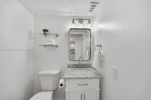 1825 S Ocean Dr 313, Hallandale Beach, FL 33009