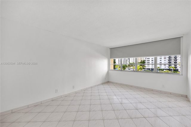 1825 S Ocean Dr 313, Hallandale Beach, FL 33009