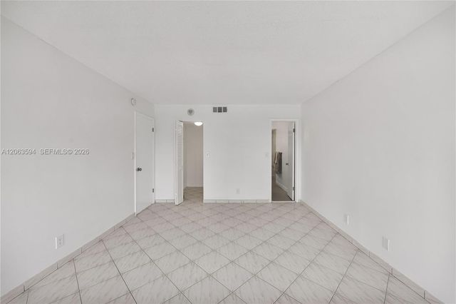 1825 S Ocean Dr 313, Hallandale Beach, FL 33009