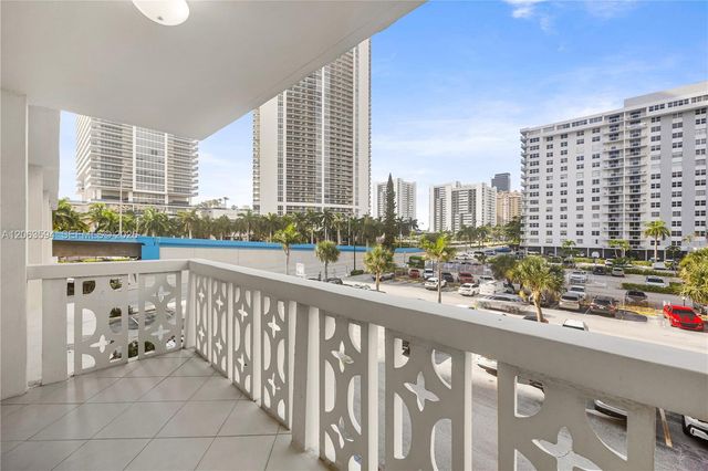 1825 S Ocean Dr 313, Hallandale Beach, FL 33009