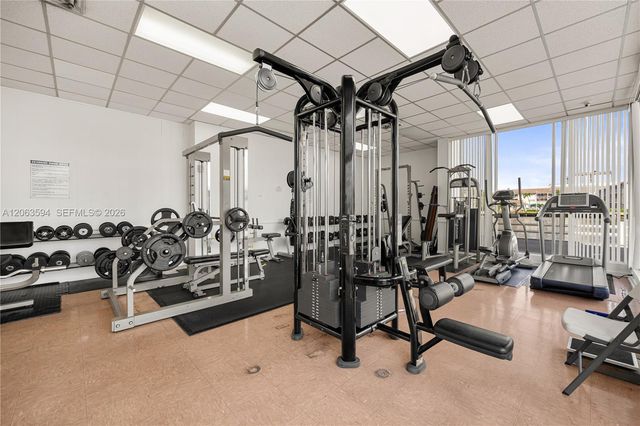 1825 S Ocean Dr 313, Hallandale Beach, FL 33009