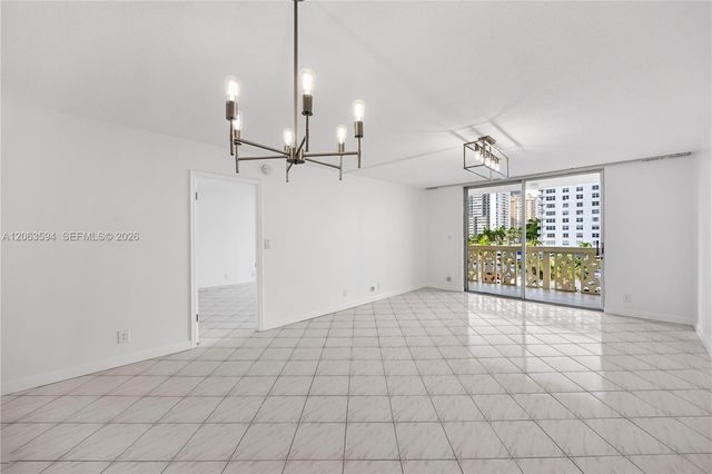 1825 S Ocean Dr 313, Hallandale Beach, FL 33009
