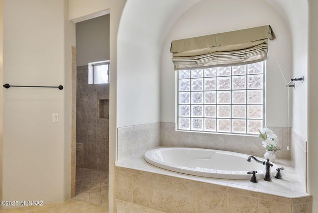 41 Calle Maria Elena, Tubac, AZ 85646