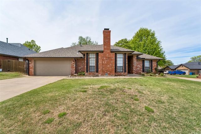 1801 Whispering Trail, Midwest City, OK 73130