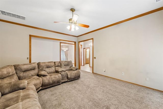 1801 Whispering Trail, Midwest City, OK 73130