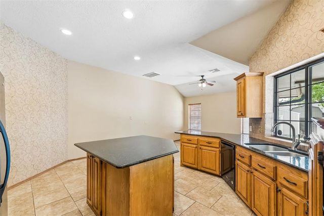 1801 Whispering Trail, Midwest City, OK 73130