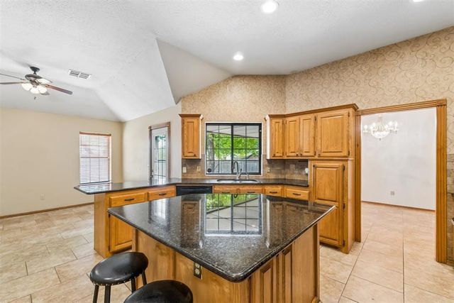 1801 Whispering Trail, Midwest City, OK 73130