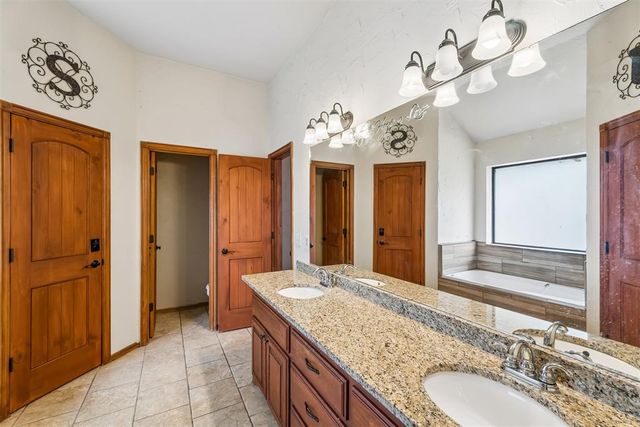 1801 Whispering Trail, Midwest City, OK 73130