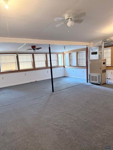 818 ALLEN AVE, Rapid City, SD 57701