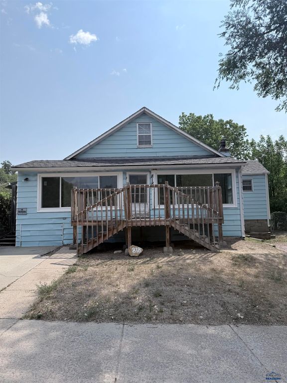 818 ALLEN AVE, Rapid City, SD 57701
