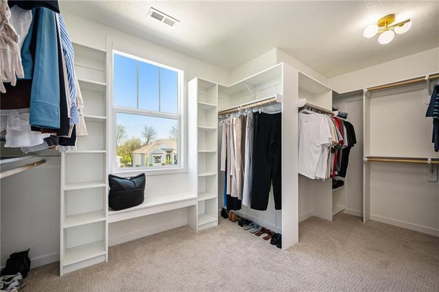 3133 SW Summit View Trail, Lee's Summit, MO 64082