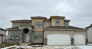 3133 SW Summit View Trail, Lee's Summit, MO 64082
