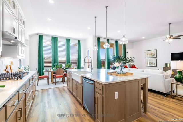 4515 Wendell Way, Schertz, TX 78108