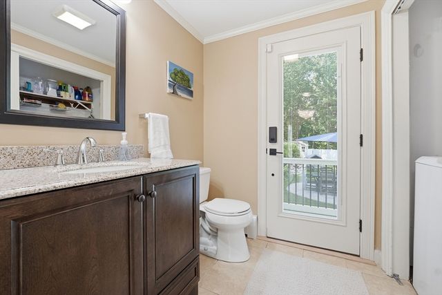 45 Constitution Dr, Leominster, MA 01453