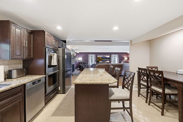 45 Constitution Dr, Leominster, MA 01453