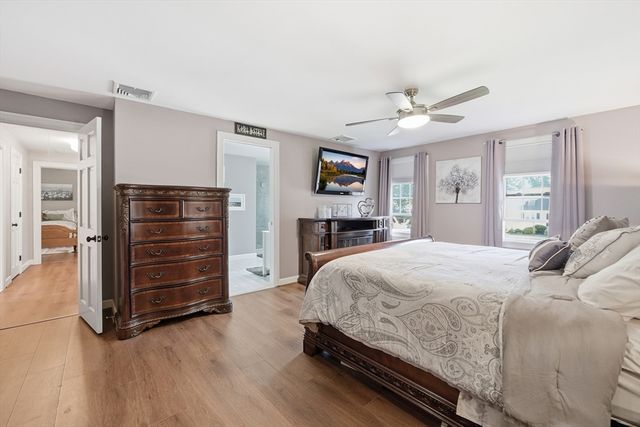 45 Constitution Dr, Leominster, MA 01453