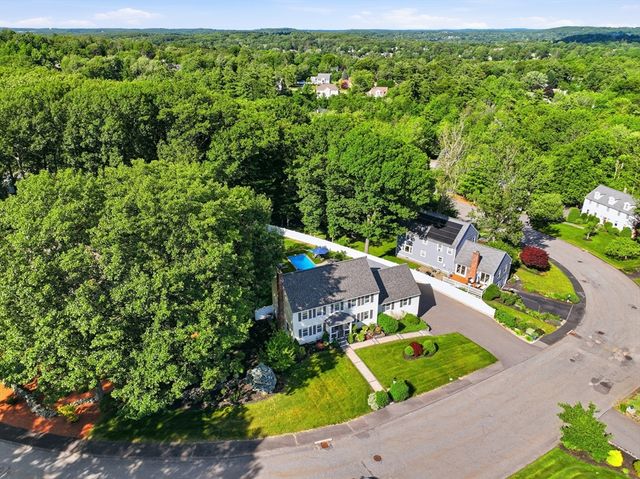 45 Constitution Dr, Leominster, MA 01453