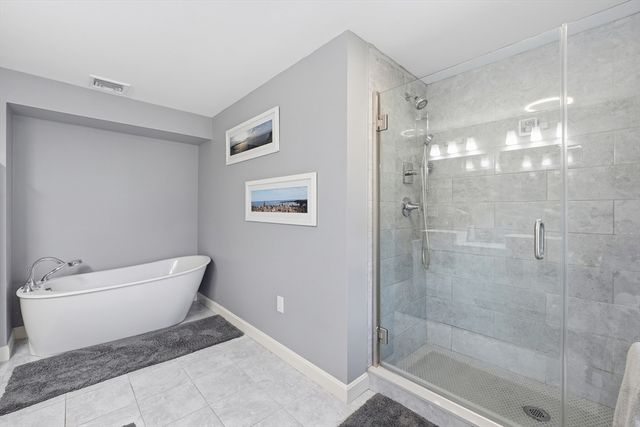 45 Constitution Dr, Leominster, MA 01453