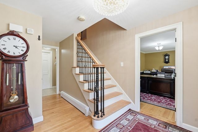 45 Constitution Dr, Leominster, MA 01453