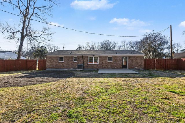 1932 Sunnyvale Avenue, Charleston, SC 29414