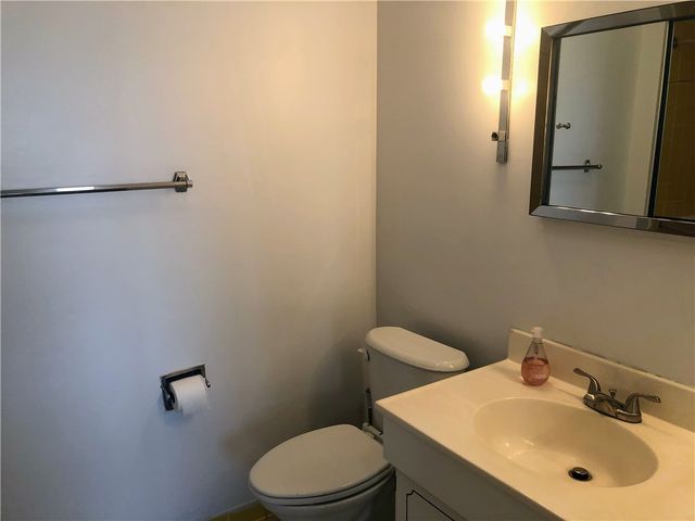 128 N Craig St 911, Oakland, PA 15213