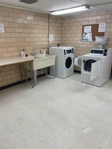 128 N Craig St 911, Oakland, PA 15213