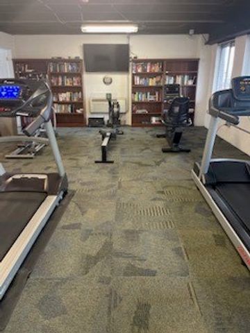 128 N Craig St 911, Oakland, PA 15213