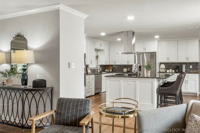 3637 S Lewis Avenue, Tulsa, OK 74105