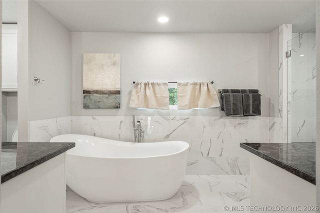 3637 S Lewis Avenue, Tulsa, OK 74105