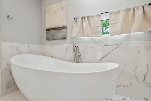 3637 S Lewis Avenue, Tulsa, OK 74105