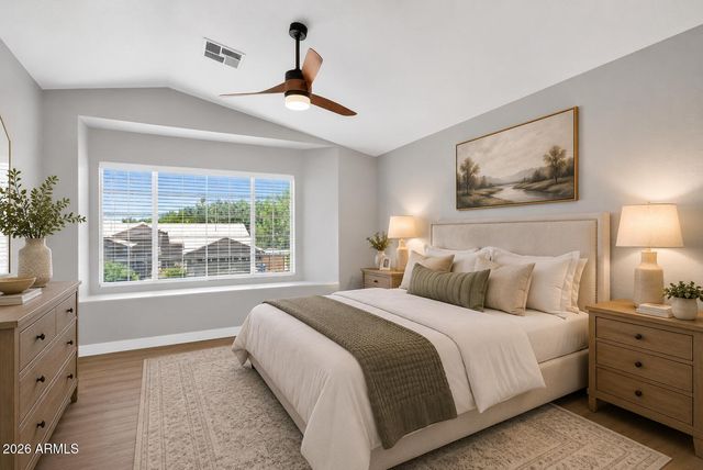 219 W ANGELA Drive, Phoenix, AZ 85023